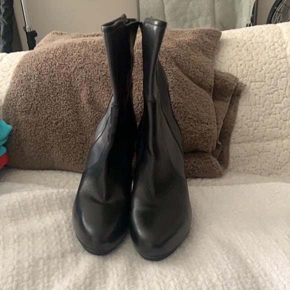 HP💎- Balenciaga Two Toned Black Leather Boots - Picture 12 of 13